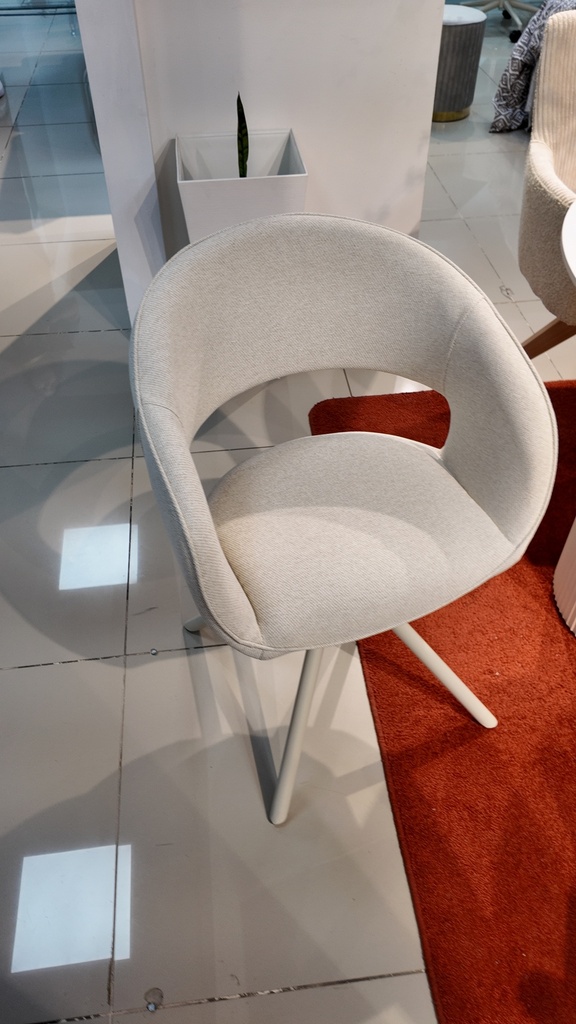 SILLA COMEDOR HOLLY BEIGE(52x58x81x48CM)