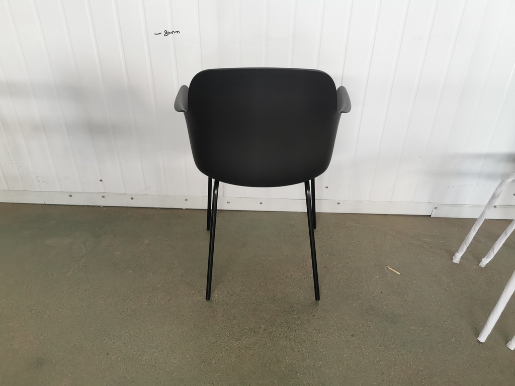 SILLA OSCAR COMEDOR NEGRO（55x44x84CM）