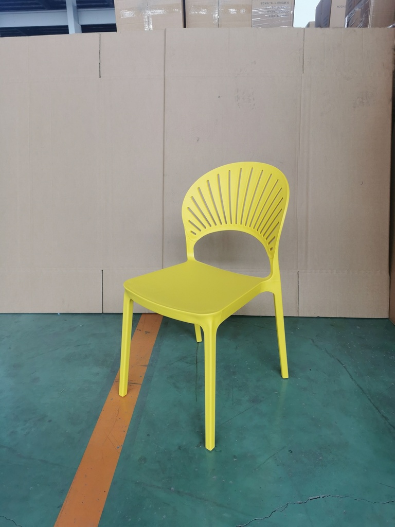 SILLA WILSON COMEDOR AMARILLA