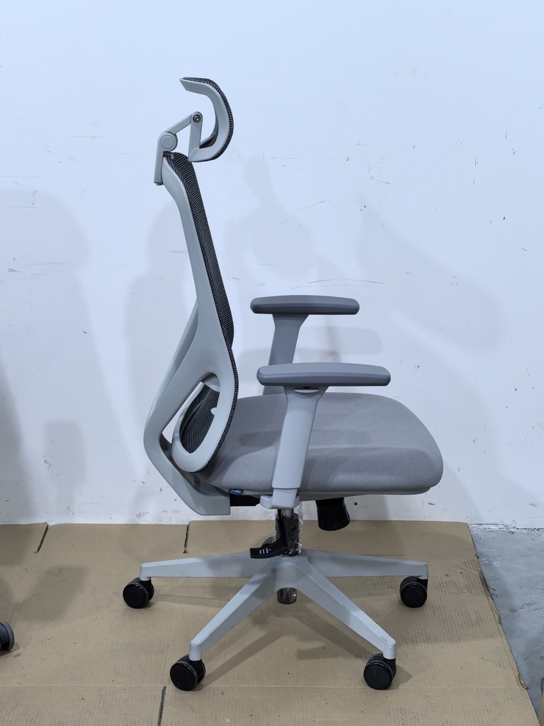 SILLA DE OFICINA EJECUTIVA HOWARD 6239A-HS (GRIS CON BLANCO)