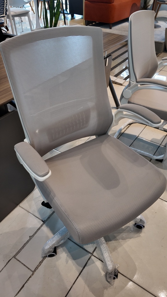 SILLA DE OFICINA 819B-WG MARCO BLANCO MALLA GRIS(60×50×59CM)