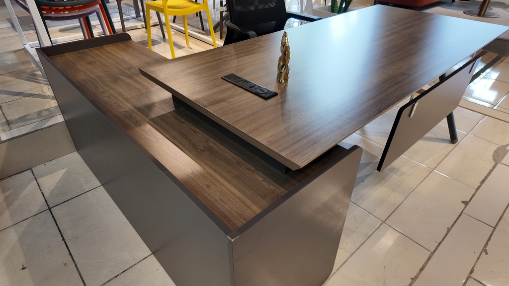 ESCRITORIO EJECUTIVO MARLON CAFÉ Y GRIS(200x160x75CM) (MB)