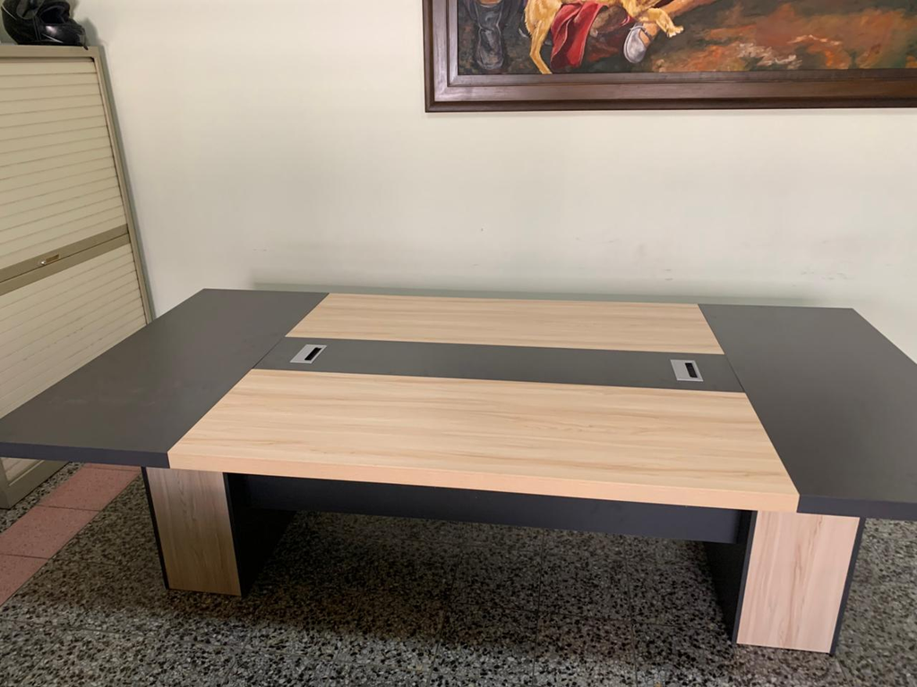 MESA DE CONFERENCIAS EJECUTIVA LINKEDIN(M706) (2.8X1.4X0.75) (cafe + natural)