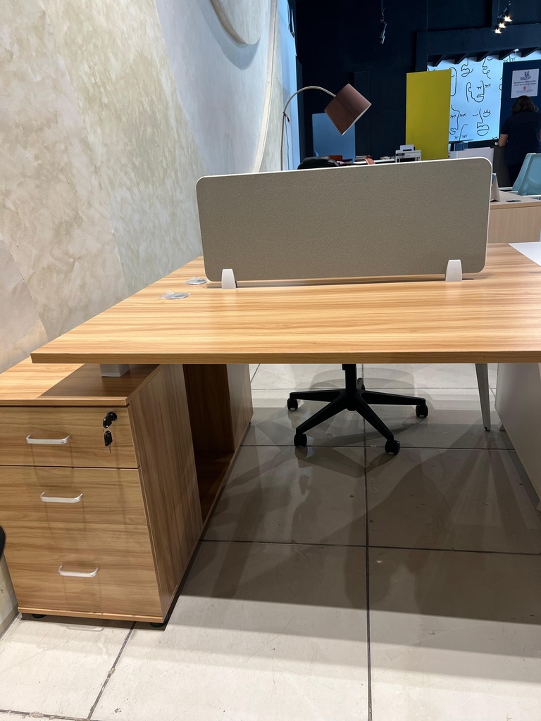 WORKSTATION DE 2/P MODELO DELMER 1.20x1.20x0.75M