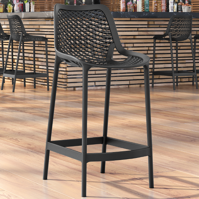 SILLA ROGER BAR NEGRO.png