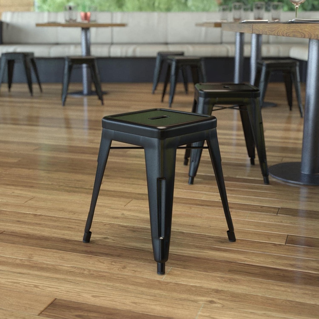 BANCO MILAN COMEDOR NEGRO 2.jpg