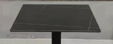 PLATAFORMA DE PIEDRA CUADRADA DE 24X24" NEGRO