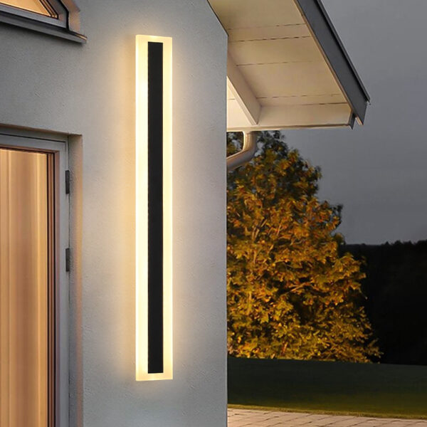 LAMPARA DE PARED IMPER EXTERIOR DE 24";";650.0000000;0.0000000;";";70"